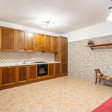La Casa Rustica Al Centro Apartament Badesi