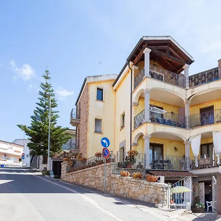 La Casa Rustica Al Centro Badesi